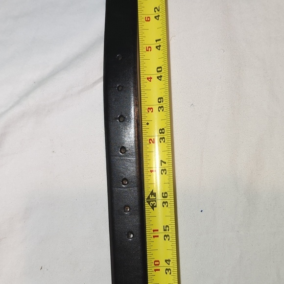 Dockers Men's Two-in-One Reversible Dress Belt Black with 38/95 Genuine Leather - Picture 9 of 9